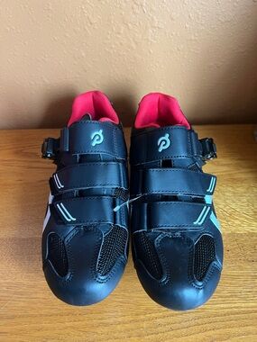 Peloton Cycling Shoes EU 40 Women 9.5 US Black w/ Cleats Bicycle Athletic NEW
